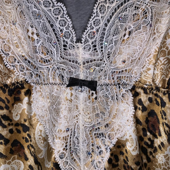 Victoria’s Secret lingerie top leopard and lace. Satin and polyester Size medium - Picture 6 of 6